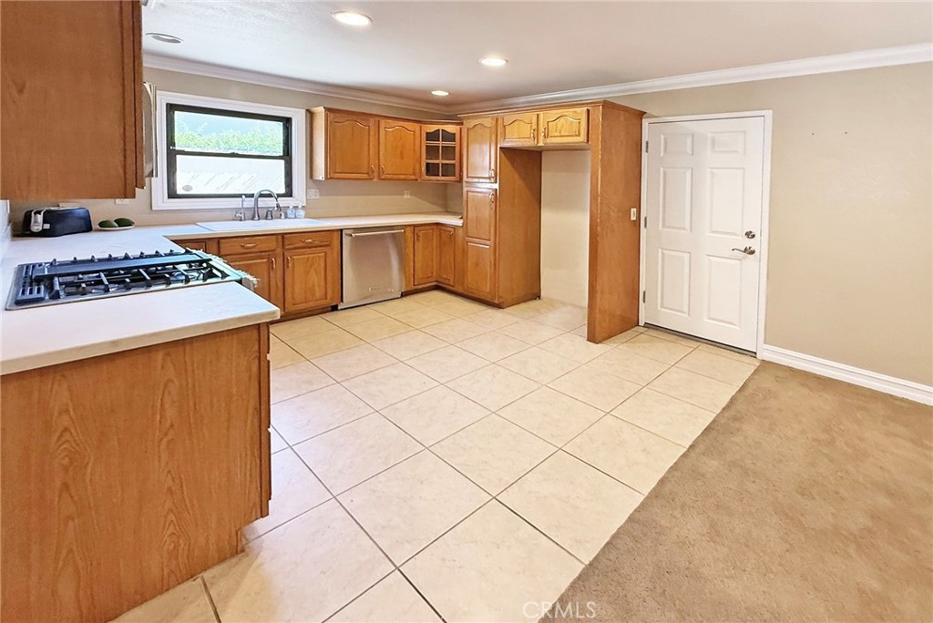 6041 Santa Barbara Avenue, Garden Grove CA 92845 - photo 9