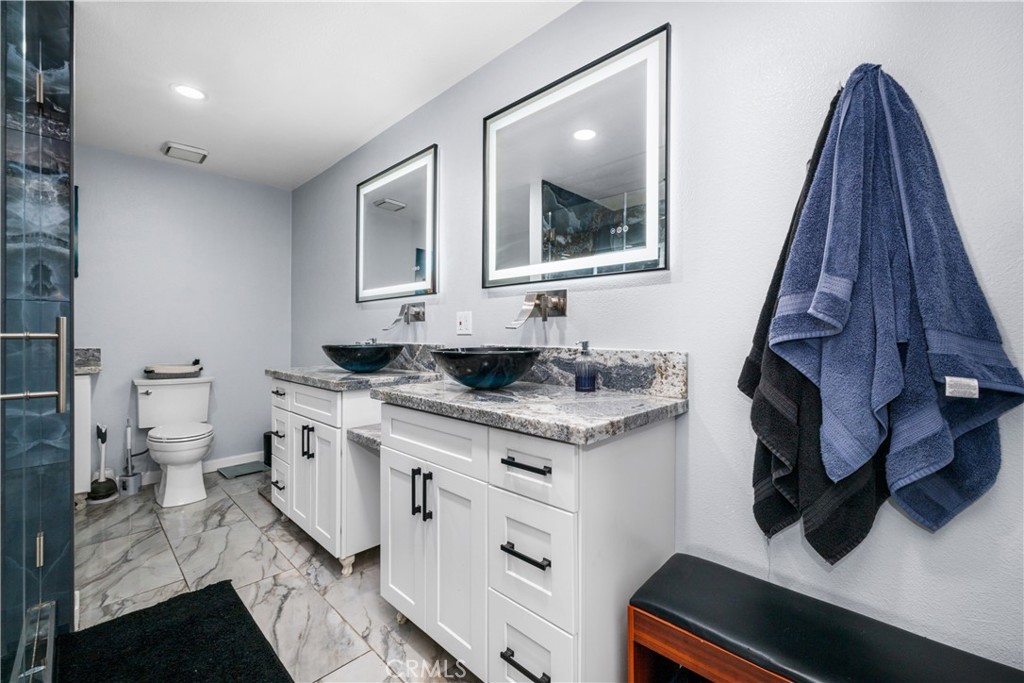 Primarily bath - 6971 Knollcrest #48 48, Garden Grove CA 92845 - photo 46