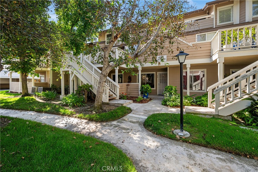 Front of condo - 6971 Knollcrest #48 48, Garden Grove CA 92845 - photo 70