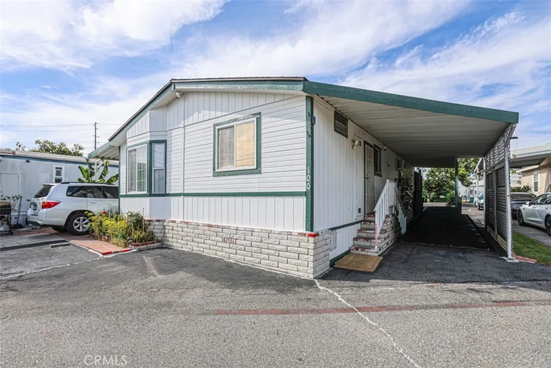 7887 Lampson 100, Garden Grove, CA 92841