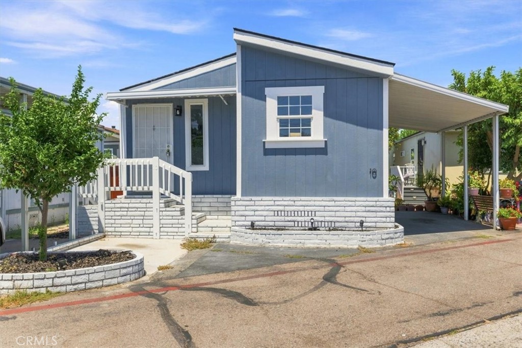 Front of the house - 7887 Lampson Ave Avenue 10, Garden Grove CA 92841 - photo 2