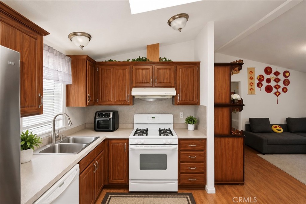 7887 Lampson, Garden Grove CA 92841 - photo 13
