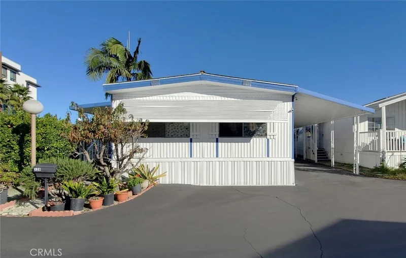 8111 Stanford 128, Garden Grove, CA 92841