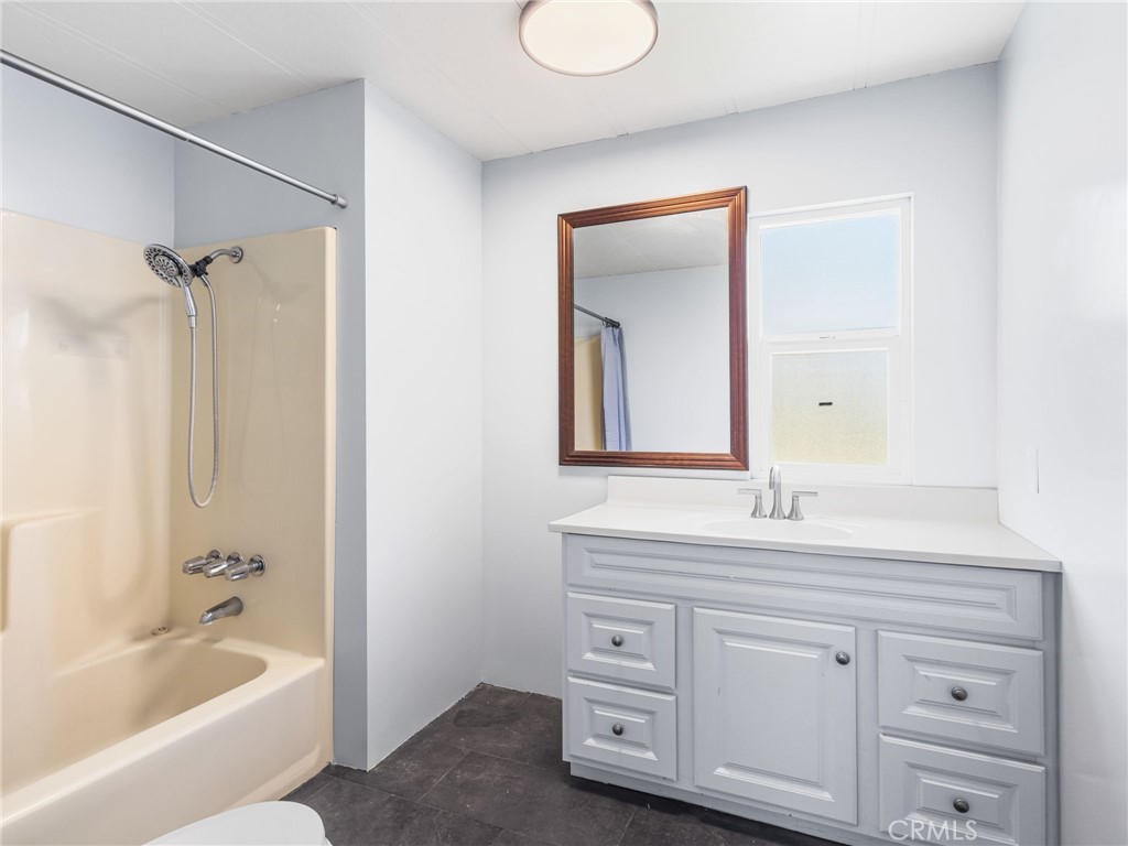8111 Stanford 138, Garden Grove CA 92841 - photo 37