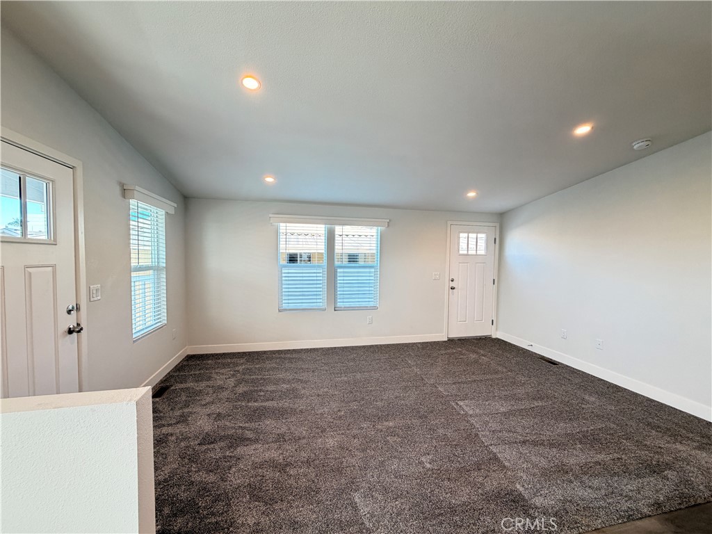 8111 Stanford Avenue 153, Garden Grove CA 92841 - photo 7