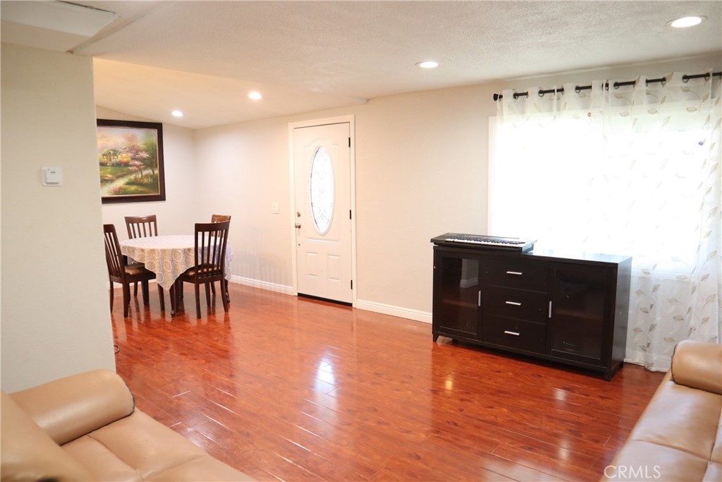 Livingroom - 8111 stanford 125, Garden Grove CA 92841 - photo 8