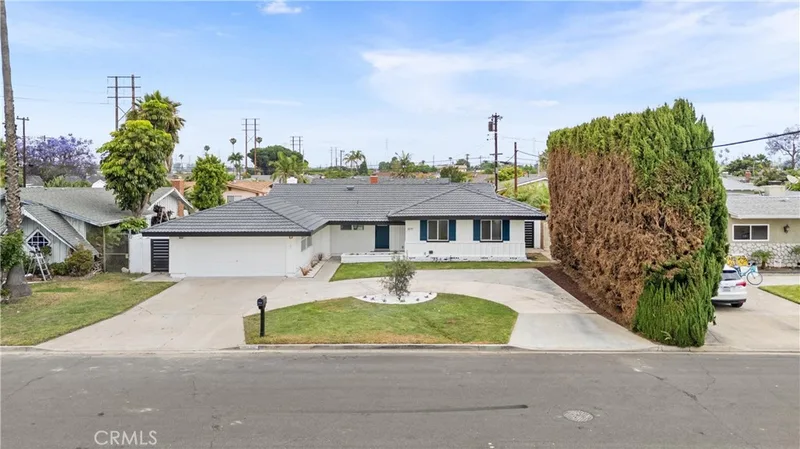 8771 La Grand Avenue, Garden Grove, CA 92841