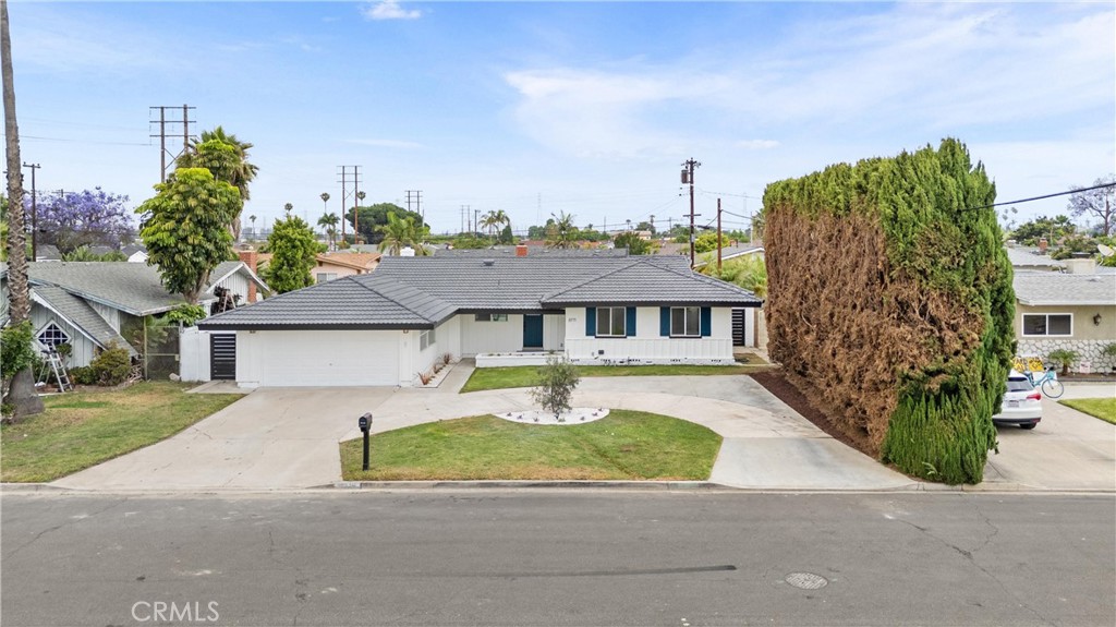 8771 La Grand Avenue, Garden Grove CA 92841 - photo 1