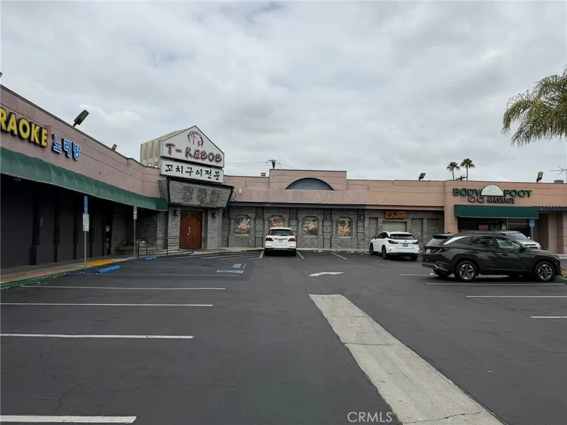8851 garden grove Boulevard 105, Garden Grove, CA 92844