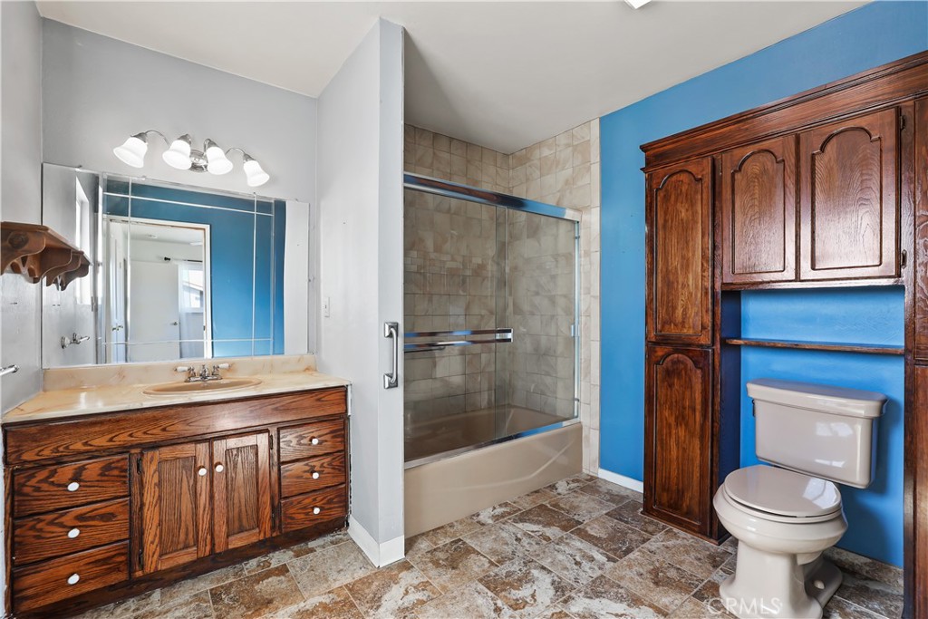 En-Suite Bathroom - 9002 Marlene Avenue, Garden Grove CA 92841 - photo 12