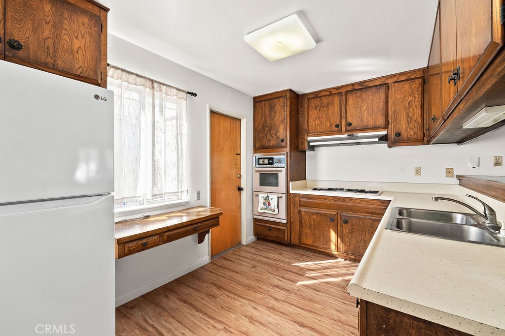 Kitchen - 9652 Mansor Avenue, Garden Grove CA 92844 - photo 17