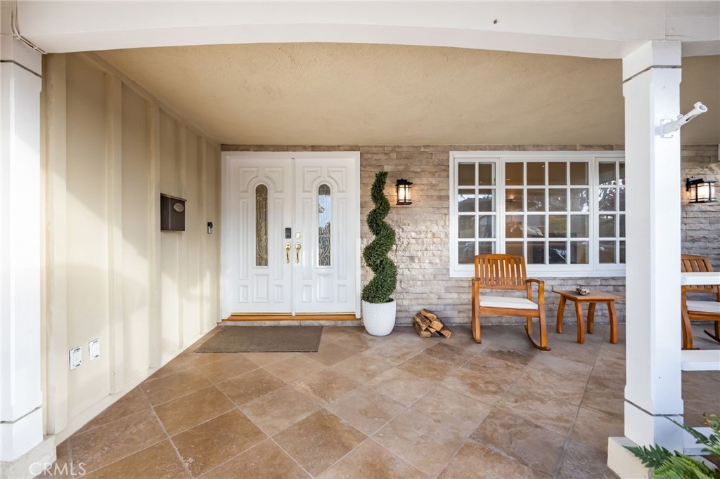 10062 Cynthia, Huntington Beach CA 92646 - photo 2
