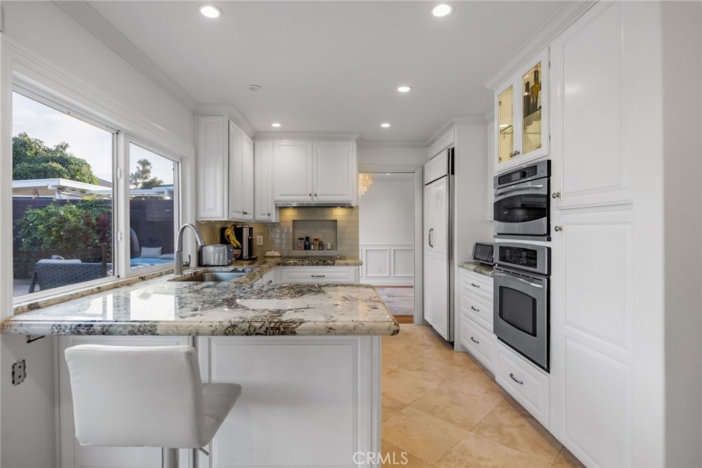 10062 Cynthia, Huntington Beach CA 92646 - photo 7