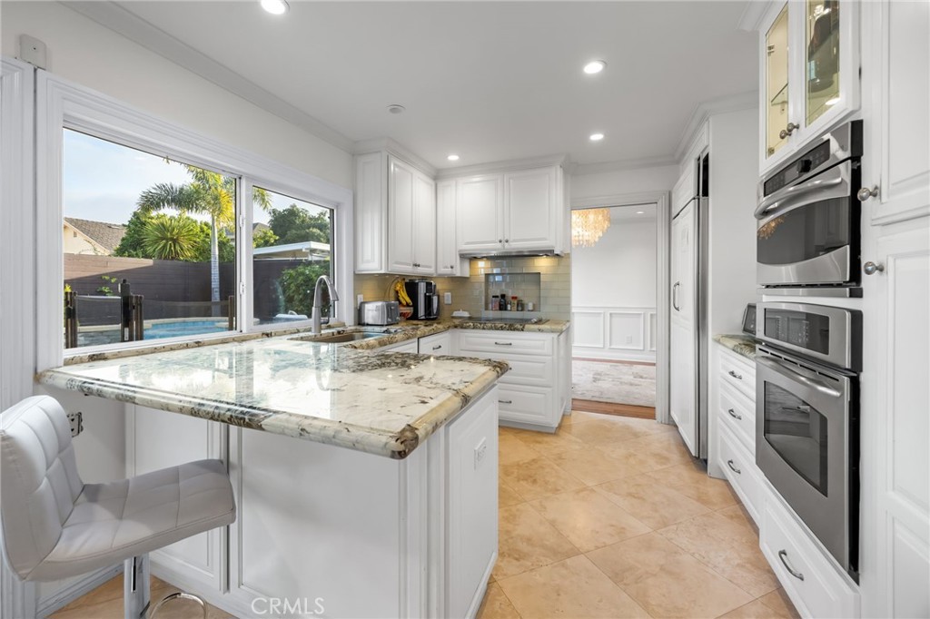 10062 Cynthia, Huntington Beach CA 92646 - photo 9