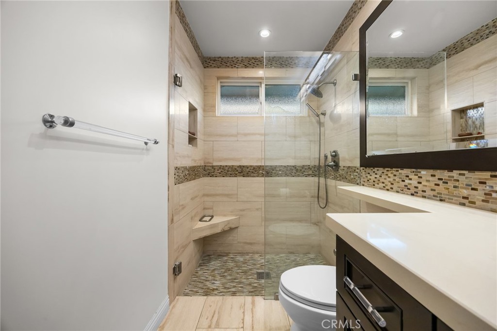 10062 Cynthia, Huntington Beach CA 92646 - photo 21
