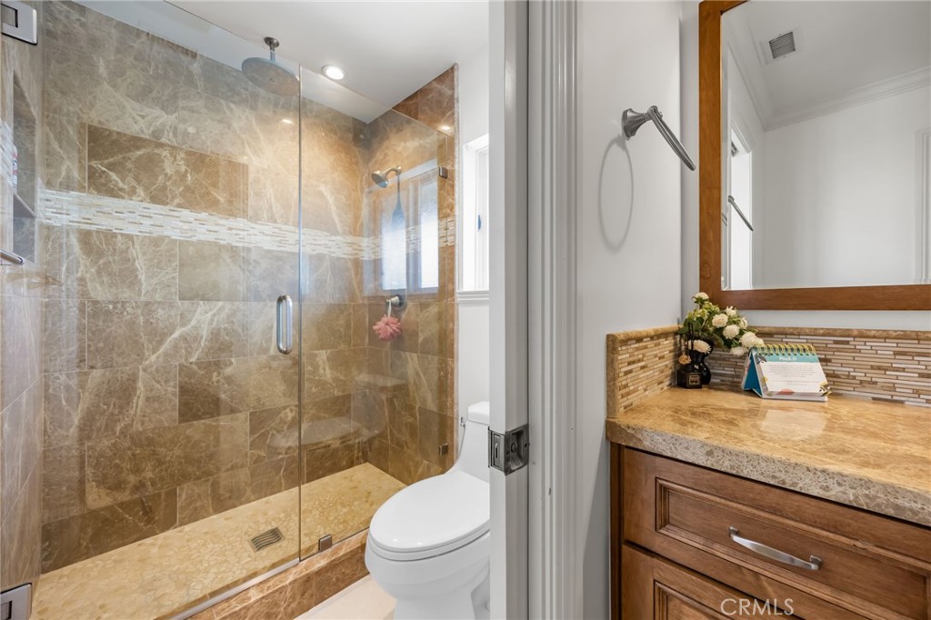 10062 Cynthia, Huntington Beach CA 92646 - photo 22