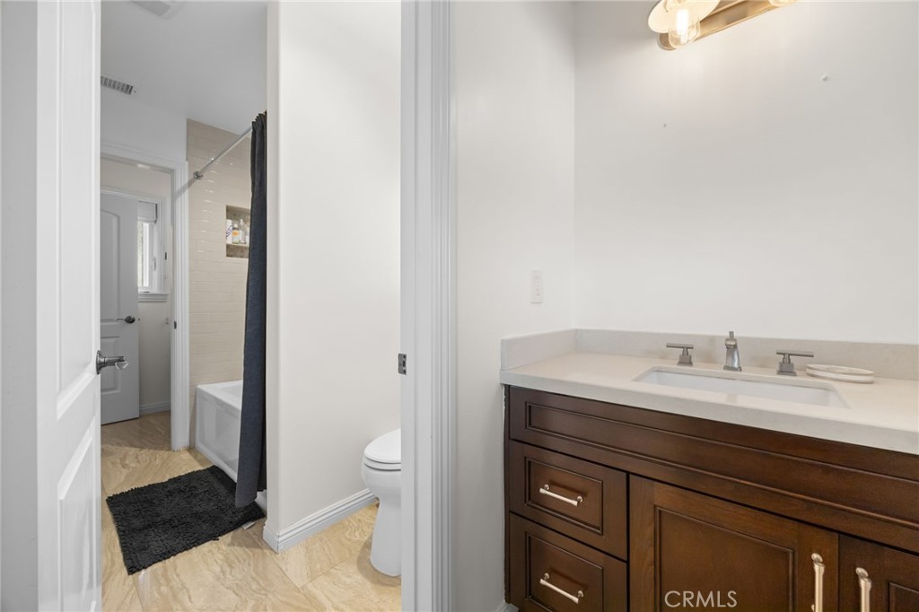 10062 Cynthia, Huntington Beach CA 92646 - photo 29