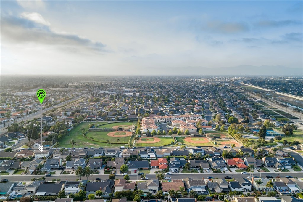 10062 Cynthia, Huntington Beach CA 92646 - photo 43