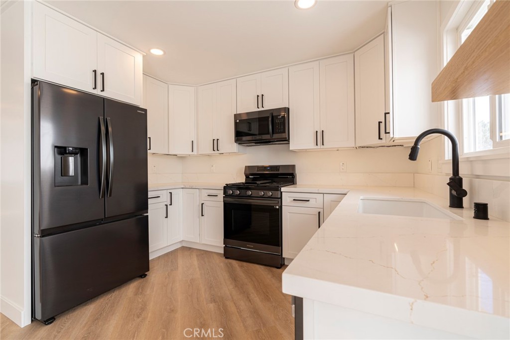 1008 Delaware, Huntington Beach CA 92648 - photo 1