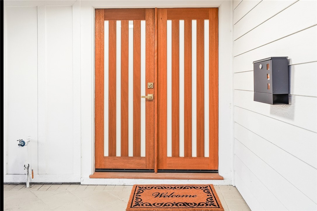 10091 Edye Drive, Huntington Beach CA 92646 - photo 2