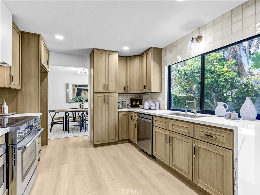10091 Edye Drive, Huntington Beach CA 92646 - photo 24