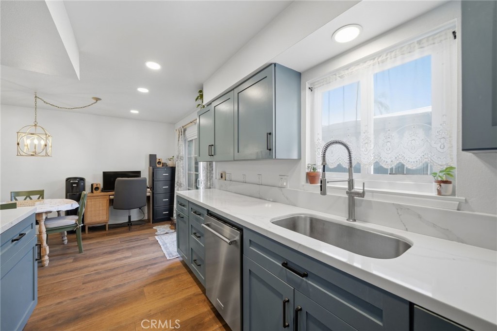 10132 Hull Drive, Huntington Beach CA 92646 - photo 10
