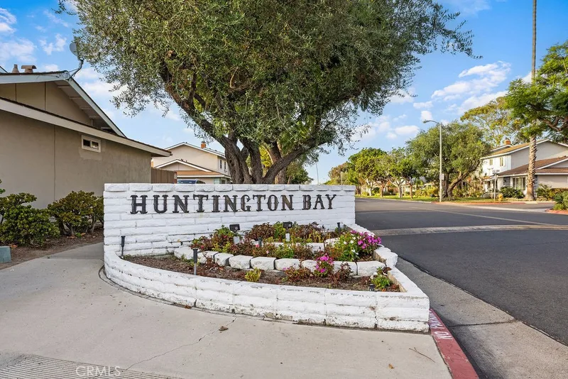 10166 Disney, Huntington Beach, CA 92646