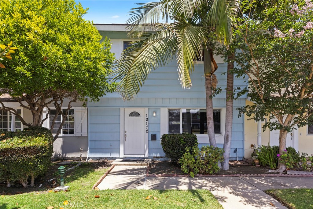 Remodeled 3 bedroom ocean close townhome! - 10172 Ascot, Huntington Beach CA 92646 - photo 1