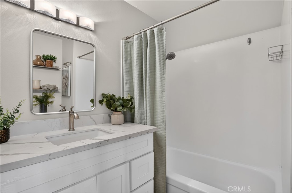 10216 Ascot Circle, Huntington Beach CA 92646 - photo 17
