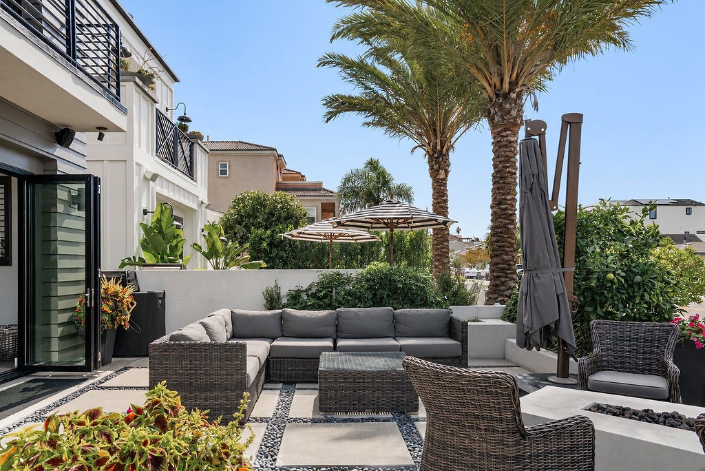 1022 Huntington, Huntington Beach CA 92648 - photo 5