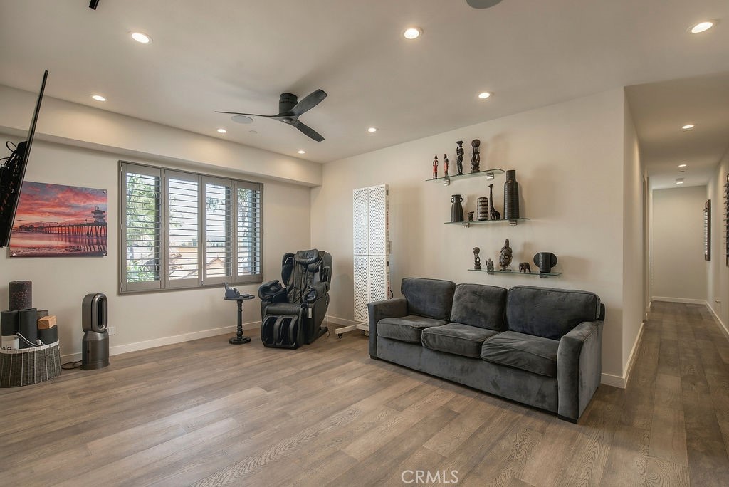 1022 Huntington, Huntington Beach CA 92648 - photo 26