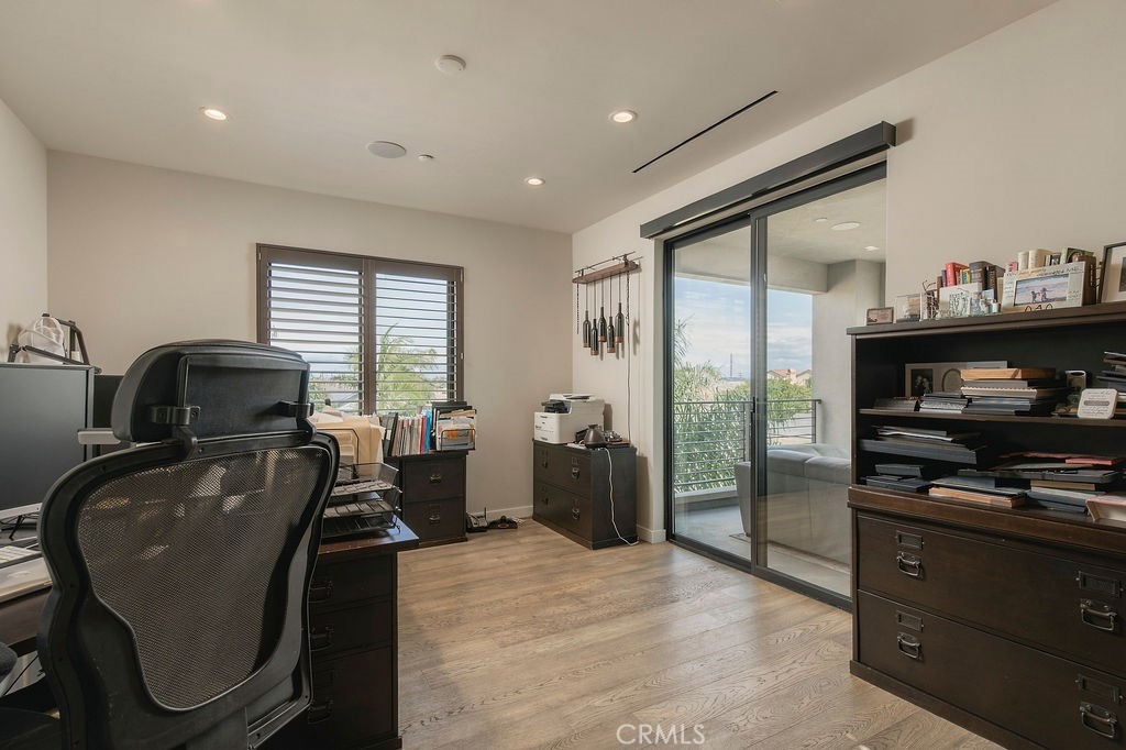 Second Third Level Bonus Room, 4th Bedroom Option - 1022 Huntington, Huntington Beach CA 92648 - photo 38