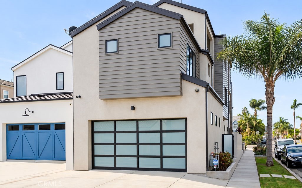 Driveway and Two Car Garage. - 1022 Huntington, Huntington Beach CA 92648 - photo 40