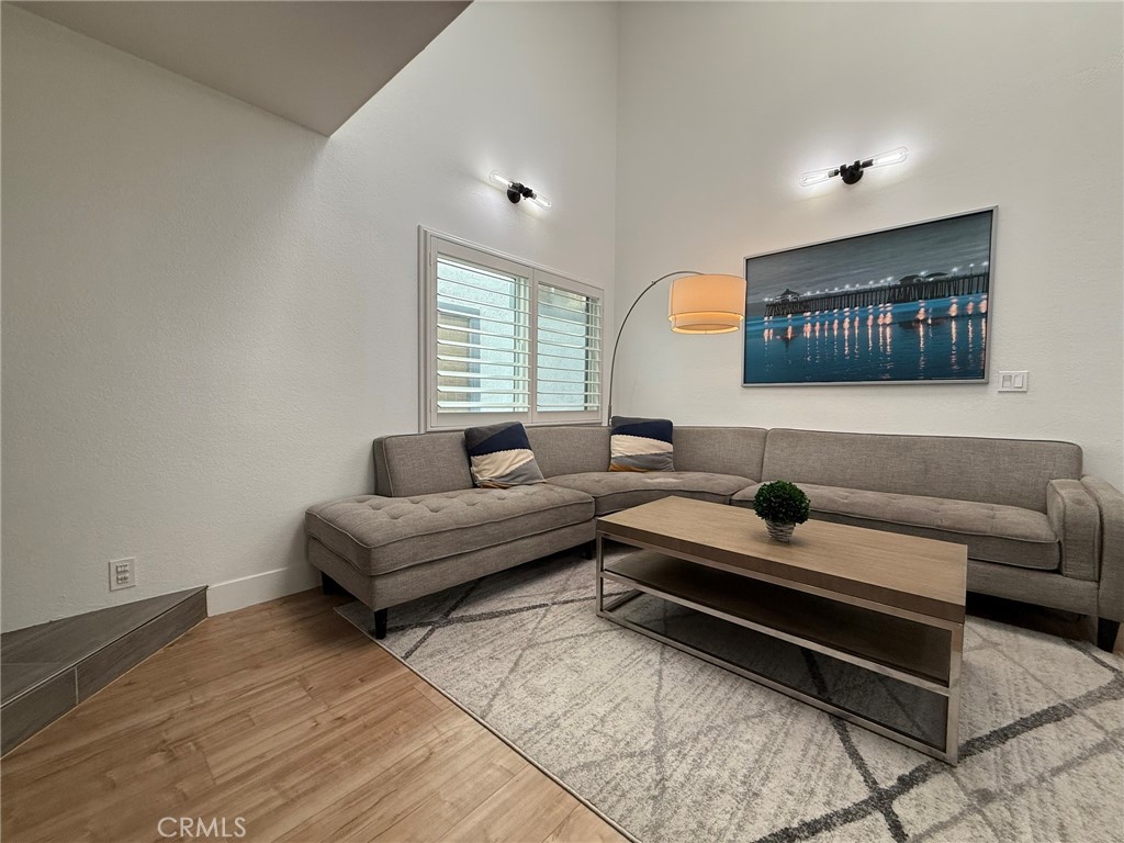 Living Room - 1109 Alabama St, Huntington Beach CA 92648 - photo 1