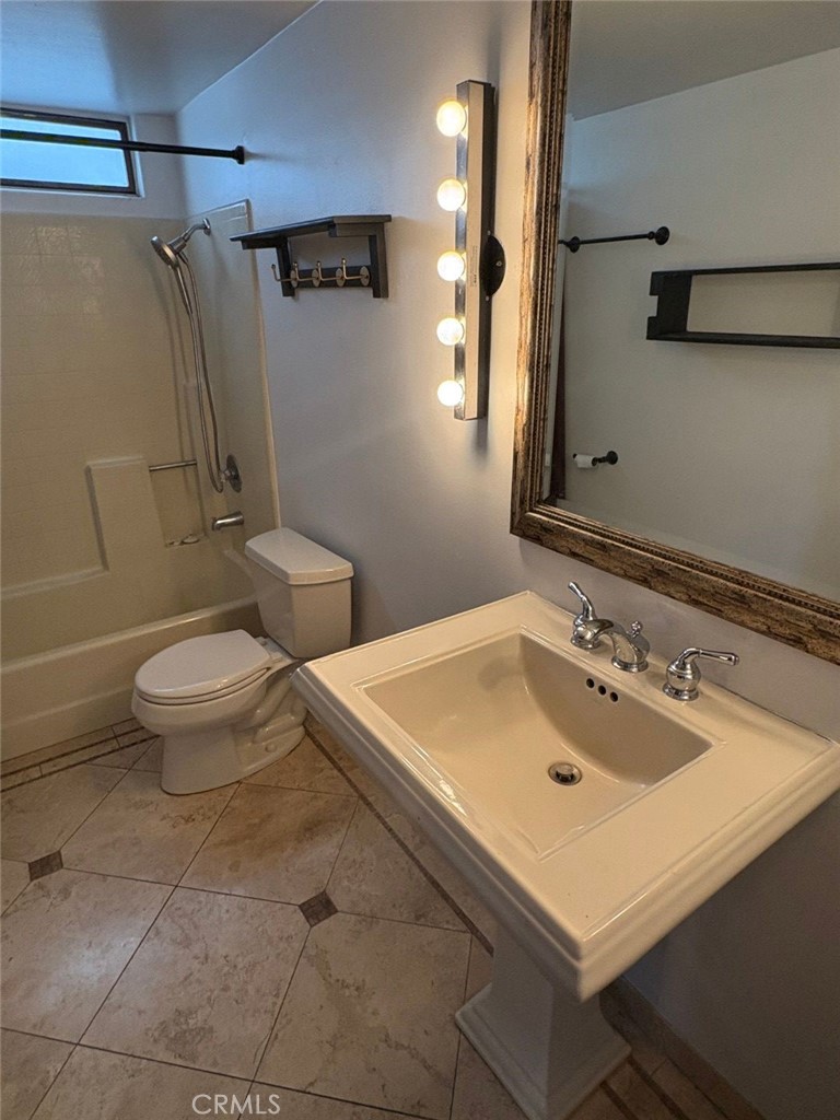 1111 Alabama, Huntington Beach CA 92648 - photo 19