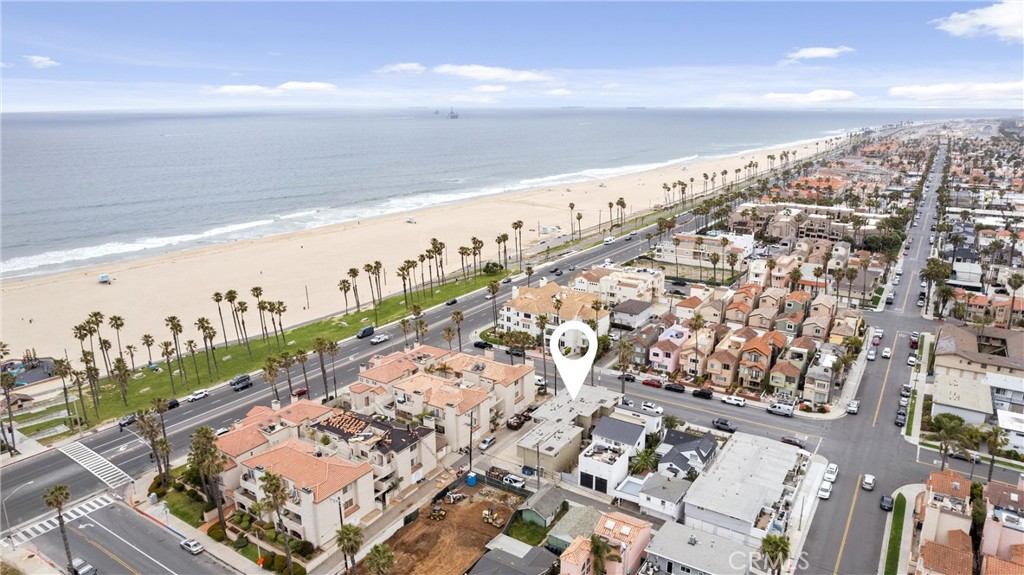 114 10th B, Huntington Beach CA 92648 - photo 1