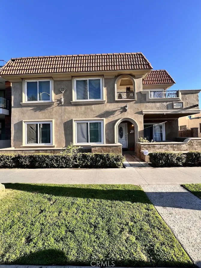 116 7th Street 5, Huntington Beach, CA 92648