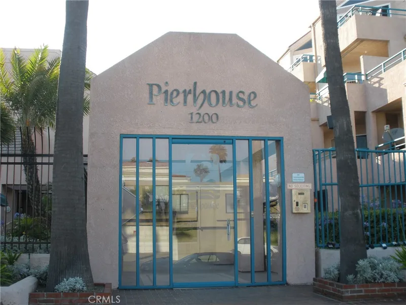 1200 Pacific Coast Highway 119, Huntington Beach, CA 92648