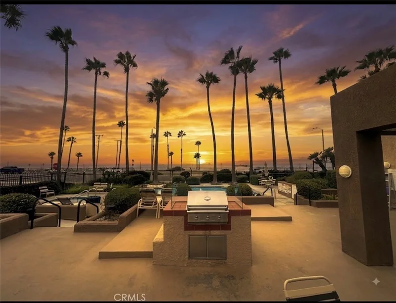 1200 Pacific Coast, Huntington Beach