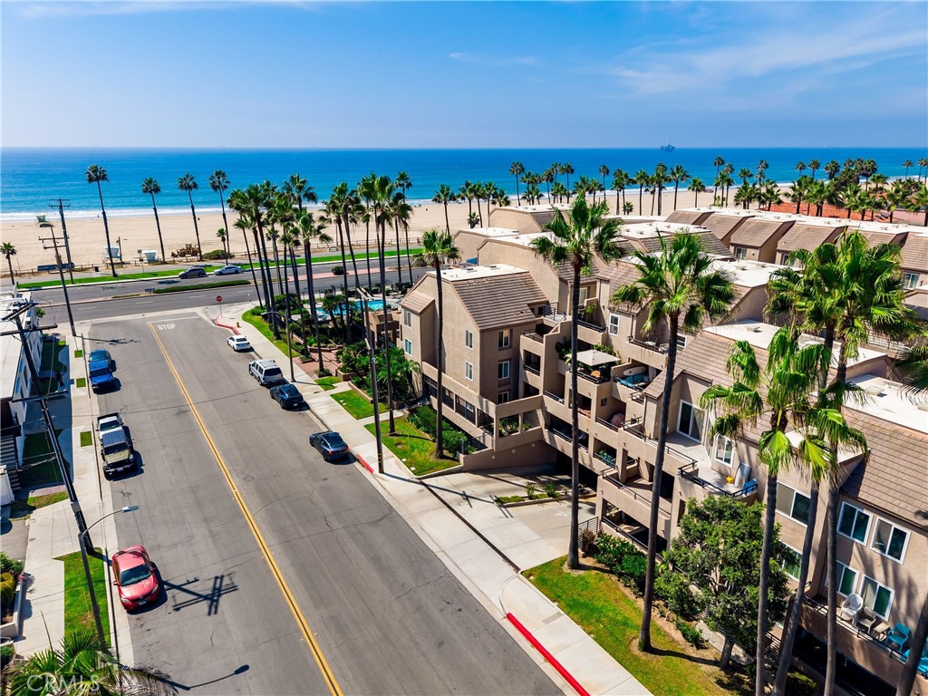 1200 Pacific Coast 106, Huntington Beach CA 92648 - photo 2