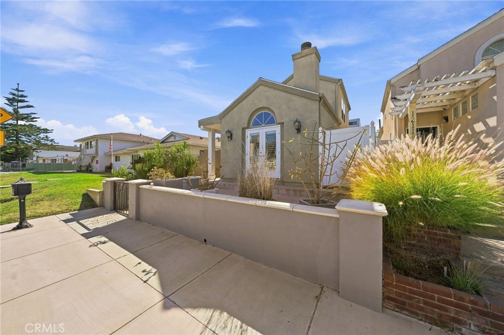 1209 Huntington Street, Huntington Beach CA 92648 - photo 7