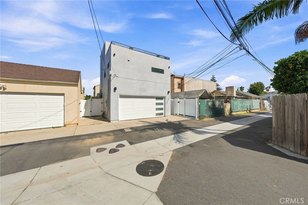 1209 Huntington Street, Huntington Beach CA 92648 - photo 26