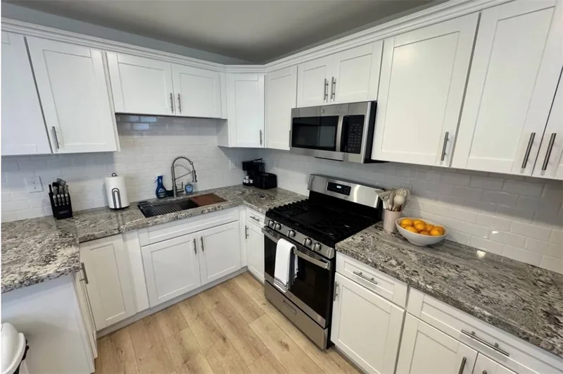 123 6th Street, Huntington Beach