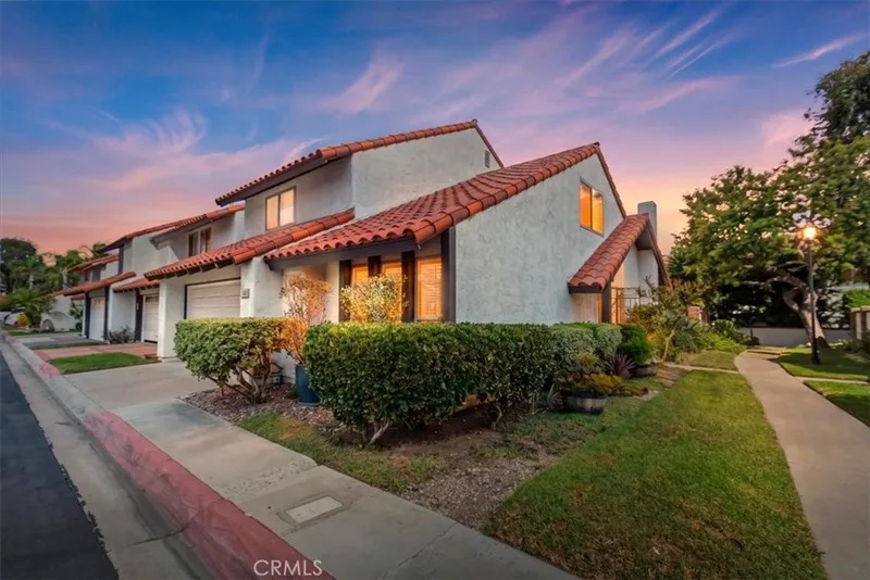 1402 Alpine Lane, Huntington Beach, CA 92648