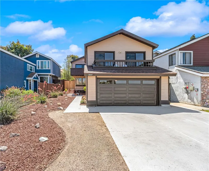 1407 Lakeside, Huntington Beach, CA 92648