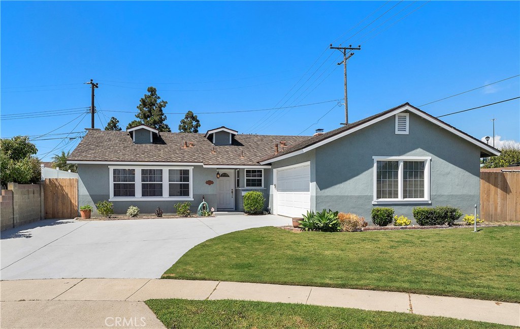 15001 Sussex Circle, Huntington Beach CA 92647 - photo 1