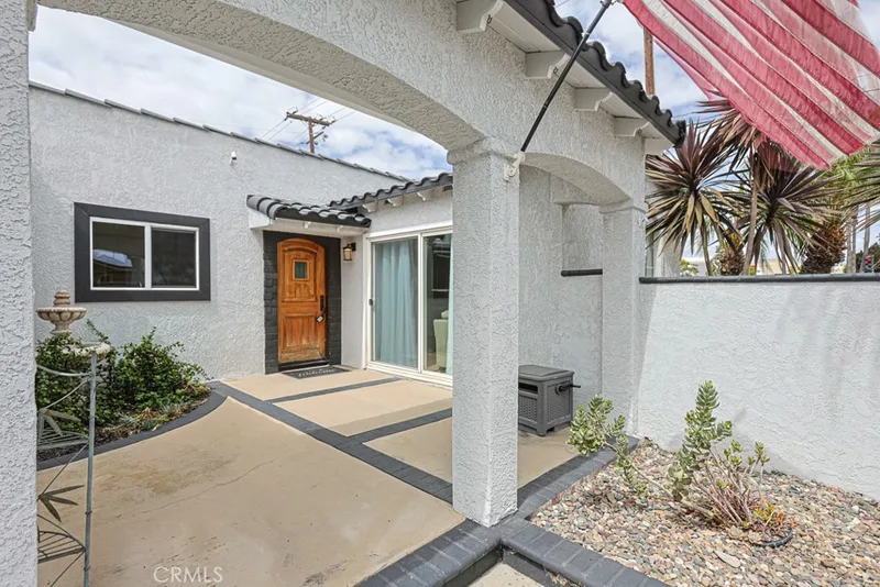 15001 Victoria, Huntington Beach