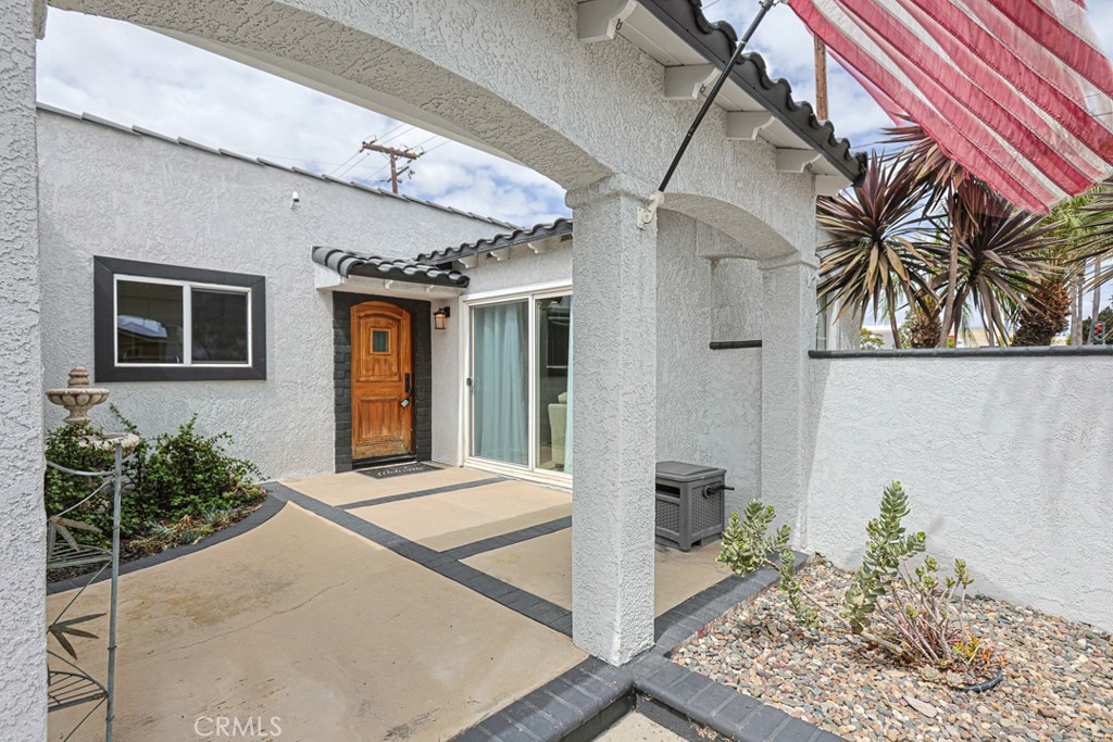 15001 Victoria, Huntington Beach CA 92647 - photo 1