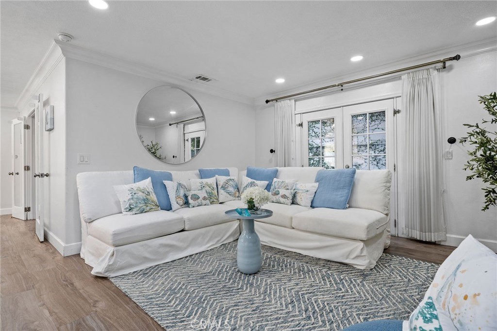 15311 Yorkshire Lane, Huntington Beach CA 92647 - photo 1
