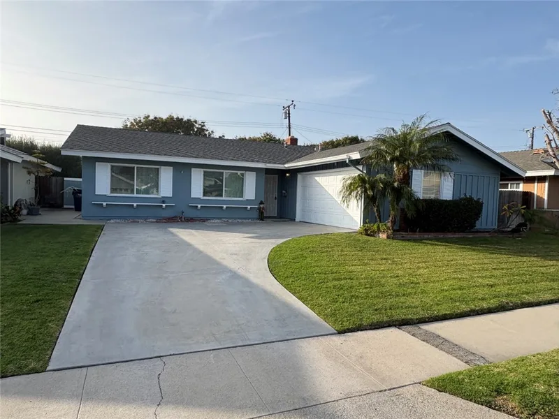 15381 Cambay, Huntington Beach, CA 92649